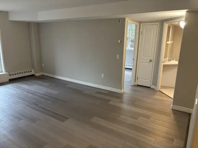 BEAUTIFUL - 2 BEDROOM ON BARRINGTON in Long Term Rentals in City of Halifax - Image 9