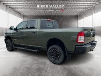 TRAILER SWAY CONTROL, TRAILER HITCH, ELECTRONIC STABILITY, TRACTION CONTROL, REMOTE KEYLESS ENTRY De... (image 4)