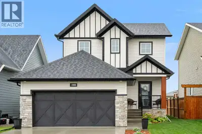 Introducing this BEAUTIFUL, MOVE-IN-READY, 1,557 SQ FT, TWO-STOREY FAMILY HOME. Having cherished the...