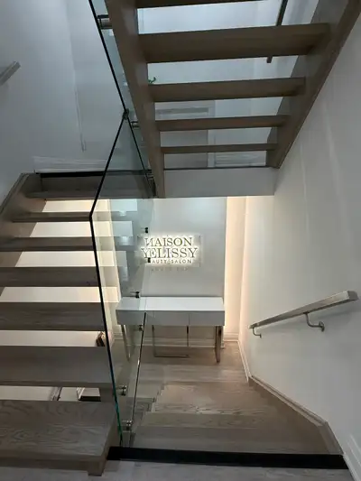 PRIVATE LOWER-LEVEL COMMERCIAL SUITE FOR LEASE | YORKVILLE Private Entrance • Reception • 3 Work/Tre...
