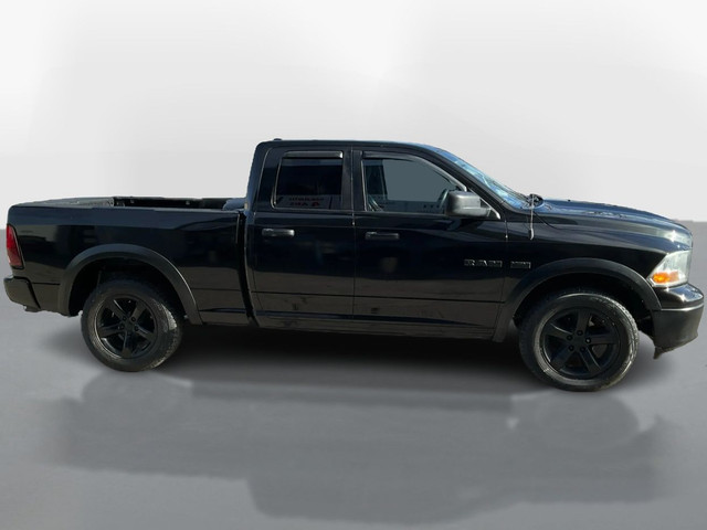 2010 RAM 1500 Laramie | 5.7L HEMI | AWD | dans Autos et camions  à Laval/Rive Nord - Image 2