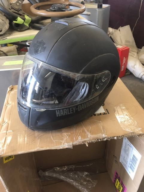 Harley Davidson HD-M1V Modular Helmet with Sun Shield in Motorcycle Parts & Accessories in Red Deer