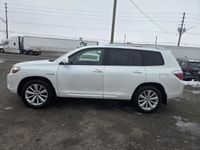 TIGER AUTO SALES LTD - Quality Pre-Owned Car Dealership - Located at 2275 Dundas St., London, Ontari... (image 1)