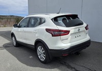 Welcome to Highland Nissan . Engine: 4 Cylinder Engine 2.0L L/100Km City: 9.0 L/100Km Hwy: 7.5 Safet... (image 2)