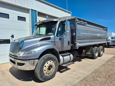 "READ AD CAREFULLY".Int'l Maxxforce9 330hp.2367 engine hours.(Emissions Alter)Allison Automatic 3500...