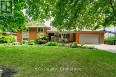 Welcome to 8 Malvern Crescent, where lifestyle meets space and serenity. Tucked into a quiet, establ...