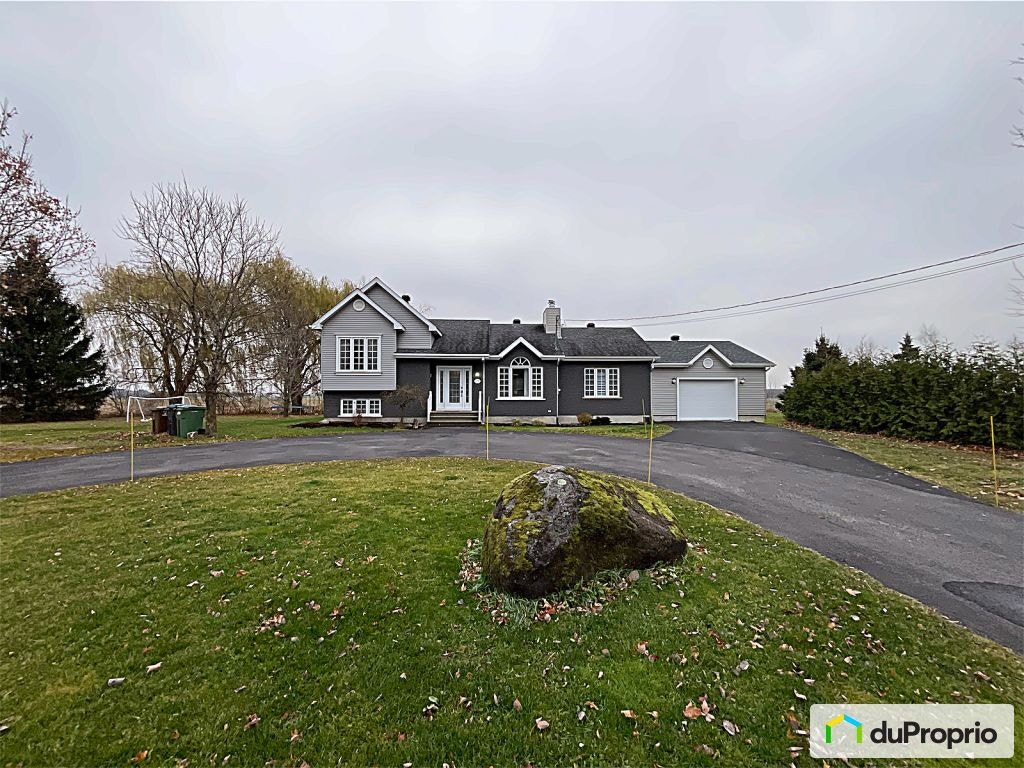 $849,000 - Split Level for sale in St-Alexandre-D'Iberville — photo 1