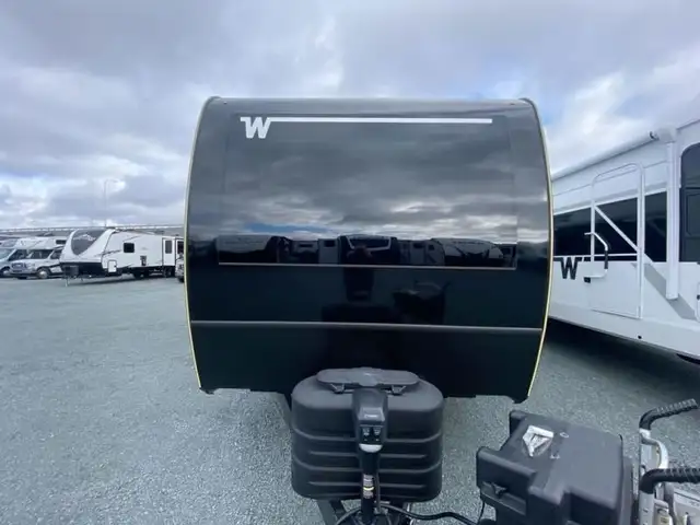 2026 Winnebago Thrive 22MBH in Travel Trailers & Campers in Bedford - Image 5