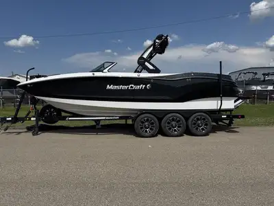 Welcome to Wizard Lake Marine - Calmar! Boat: MASTERCRAFT X24 2025 MasterCraft X24The X24—where powe...