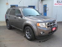 $6995 PLUS TAX.((LOCAL TRADE IN)).CERTIFIED.SUNROOF.ROOF RACK.FOG LIGHTS.FRONT WHEEL DRIVE. THIS IS... (image 1)