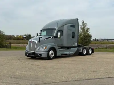 2024 KENWORTH T680 6X4 T/A SLEEPER TRUCK TRACTOR - Cummins X15 15 L 6 Cylinder 500 HP Diesel Engine,...