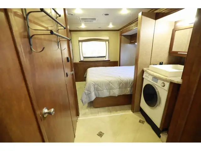 2015 Coachmen Encounter Classe A VR / RV FULL PAINT 3 Extensions in RVs & Motorhomes in Laval / North Shore - Image 19