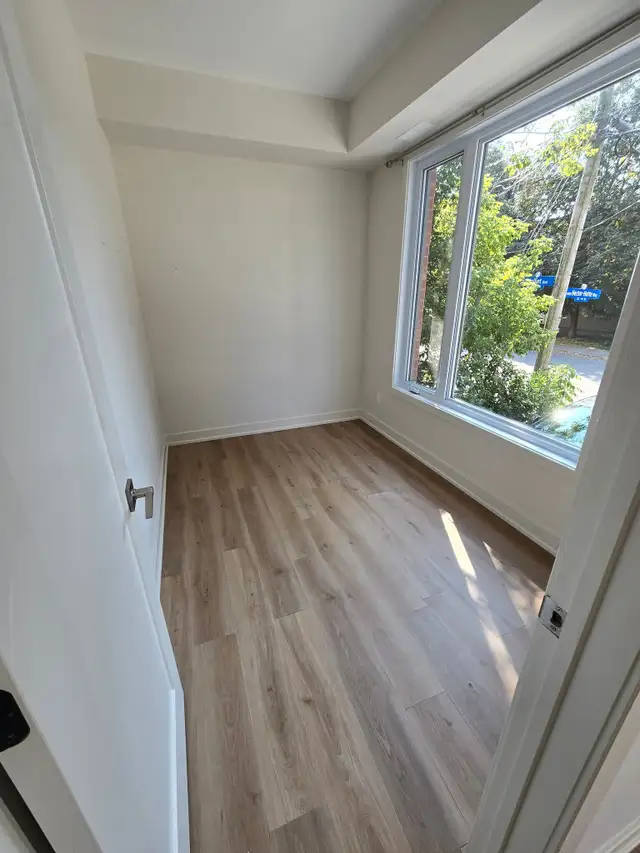 51 Jolliet Ave, #1: Bachelor Apartment (East Ottawa) in Long Term Rentals in Ottawa - Image 3