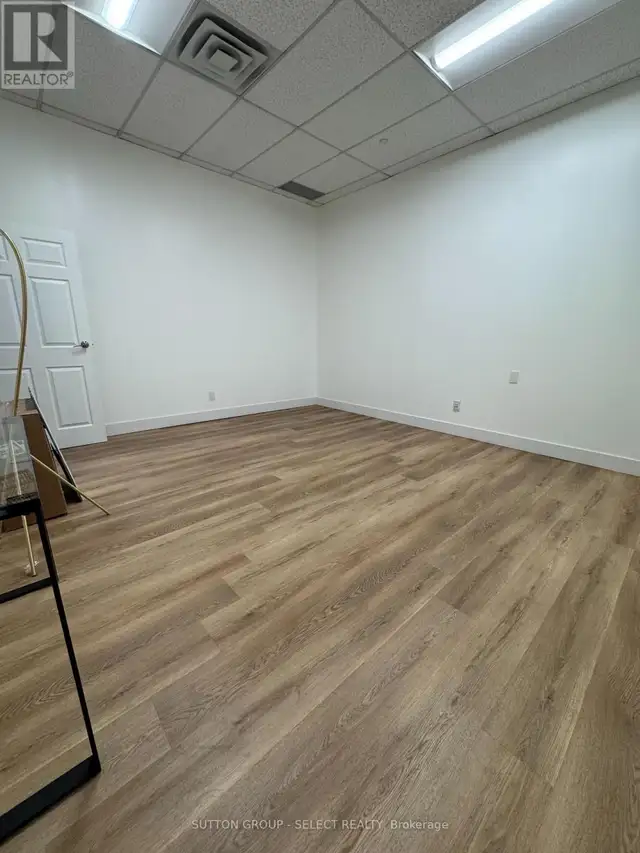 275 COLBORNE STREET London East (East K), Ontario in Commercial & Office Space for Rent in London - Image 10