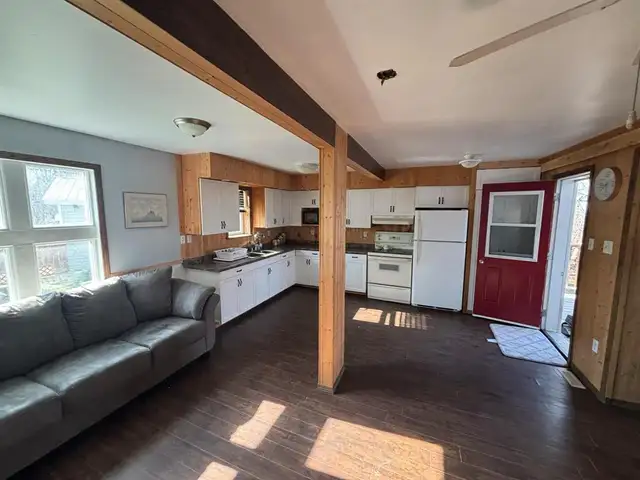 9-freeman-bay-lake-manitoba-narrows-manitoba-houses-for-sale