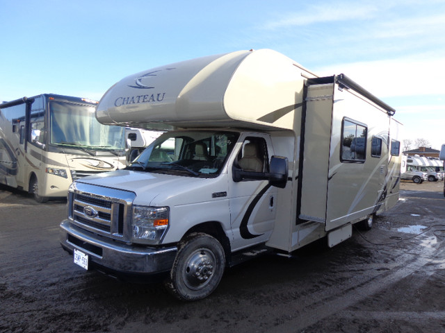 Check This Out, C-Class Motorhome with Bunks!!! Thor Chateau 30D in RVs & Motorhomes in Markham / York Region - Image 2