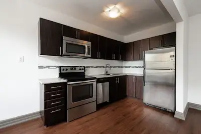 renovated one bedroom, Yonge and Wellesley - ID 231
