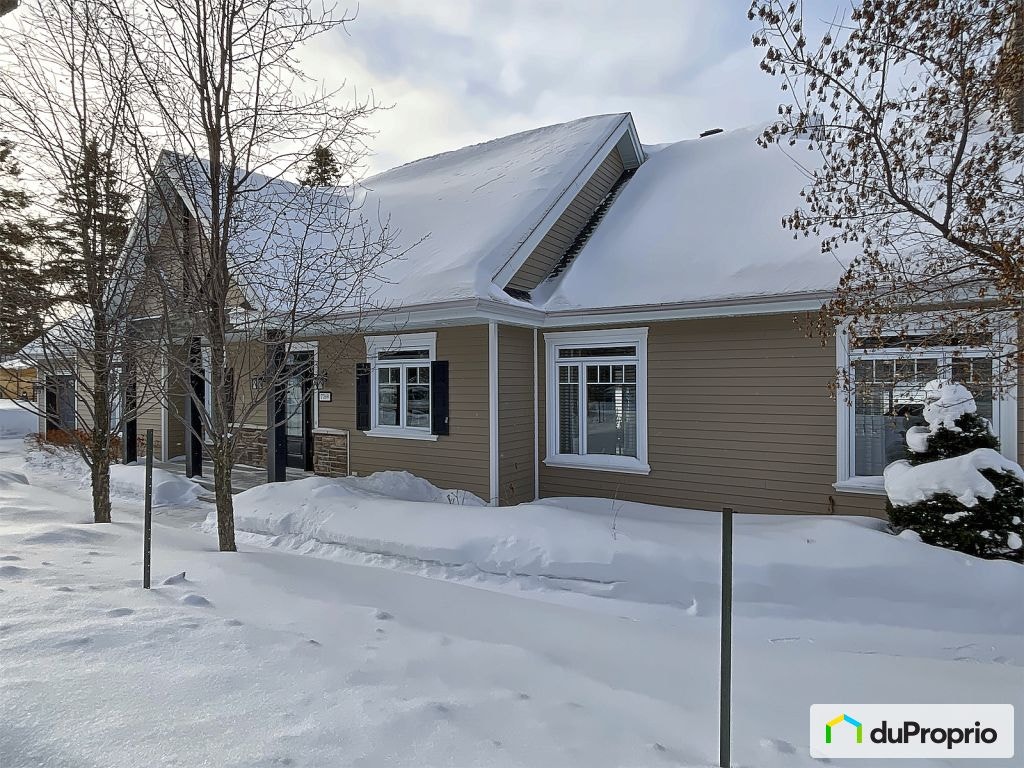 $974,000 - Bungalow for sale in Chicoutimi (Laterrière) — photo 3