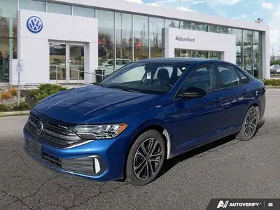 This Volkswagen Jetta boasts a Intercooled Turbo Regular Unleaded I-4 1.5 L/91 engine powering this...
