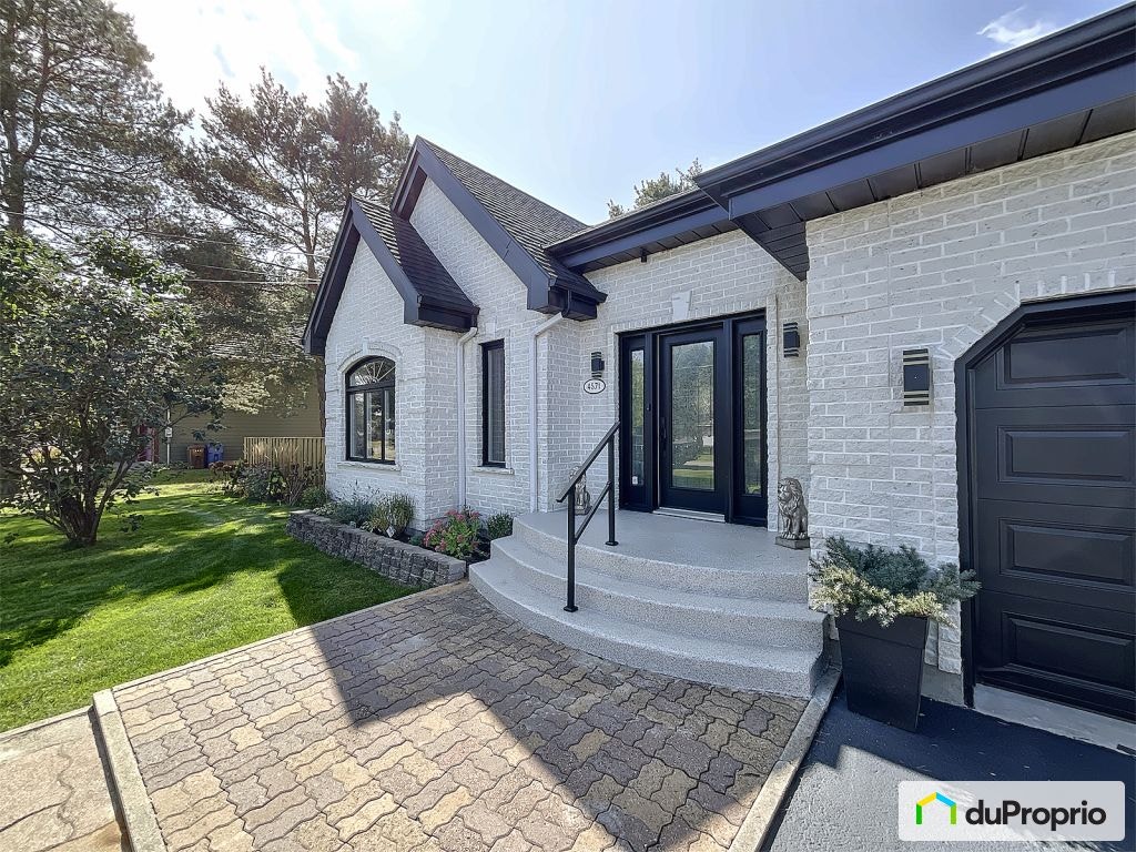 $623,000 - Bungalow for sale in ND-Du-Mont-Carmel — photo 2