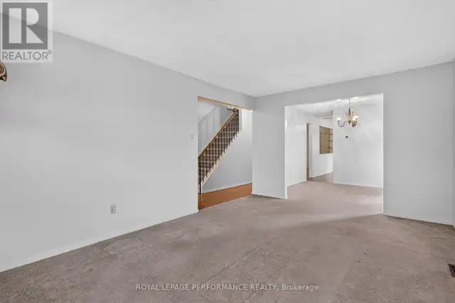 6198 VOYAGEUR DRIVE Ottawa, Ontario in Houses for Sale in Ottawa - Image 8