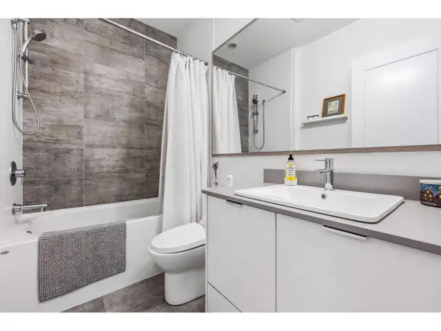 519 2493 MONTROSE AVENUE Abbotsford, British Columbia in Condos for Sale in Abbotsford - Image 25