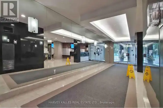 804 - 7250 YONGE STREET Vaughan (Crestwood-Springfarm-Yorkhill),63005671975169123