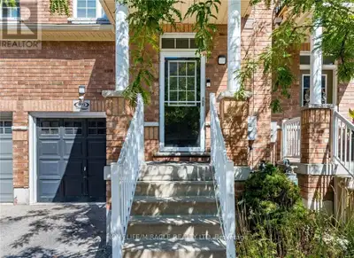 FREEHOLD townhouse in one of Kitchener's most walkable neighbourhoods! Offering over 2000 sq ft(1,59...