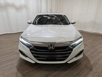 No Accidents, Locally Owned Vehicle! Experience the sophistication of the 2021 Honda Accord Sedan To... (image 1)