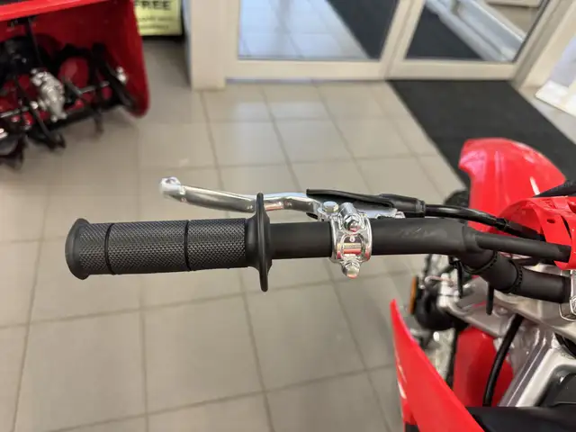 2026 Honda CRF125FB in Dirt Bikes & Motocross in Kitchener / Waterloo - Image 21