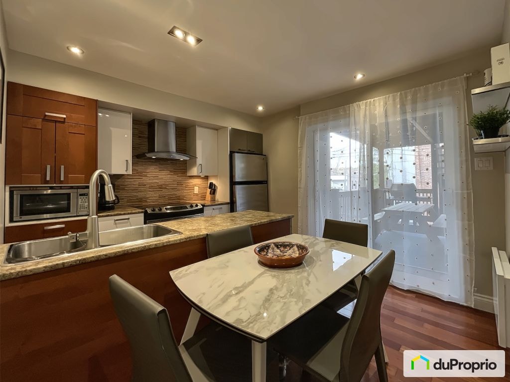 $325,000 - Condominium in Mercier / Hochelaga / Maisonneuve — photo 2