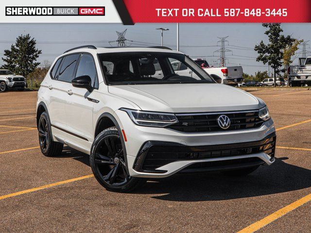 2024 Volkswagen Tiguan Comfortline R-Line Black Edition 2.0T in Cars & Trucks in Strathcona County