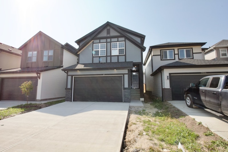 3 Bed 2.5 Bath Dbl Garage Secord Edmonton Long Term Rentals