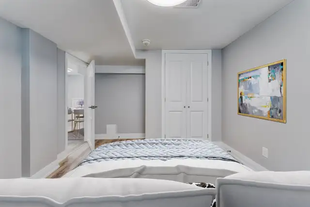 Beautiful 2 Bedroom Basement Apartment – All Utilities & Parking in Long Term Rentals in City of Toronto - Image 9