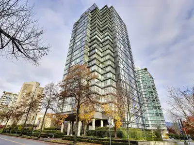 Live in one of Vancouver’s most sought-after neighbourhoods! This beautifully fully furnished 1-bedr...
