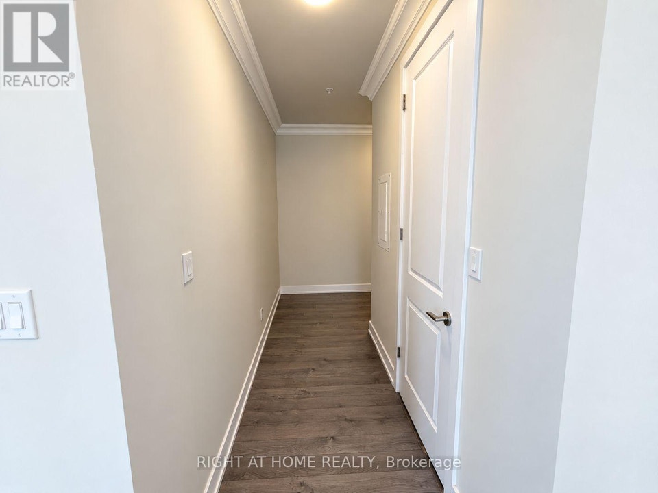 519 - 150 OAK PARK BOULEVARD Oakville (RO River Oaks), Ontario 3