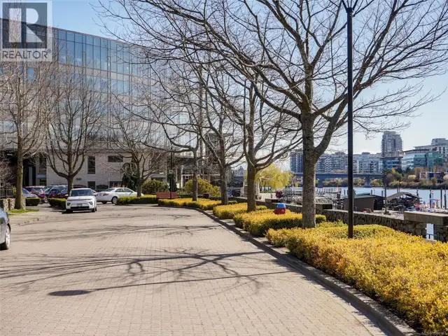 206 330 Waterfront Cres Victoria, British Columbia in Condos for Sale in Victoria - Image 31