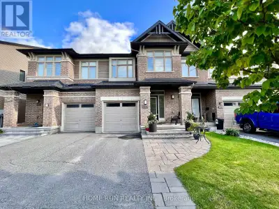 Welcome to this beautiful and meticulously maintained executive townhouse located in the heart of Ri...