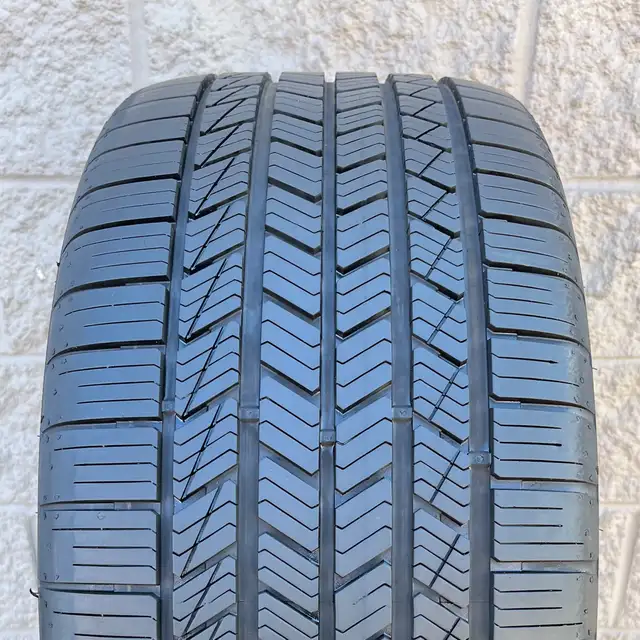 (98%) 2x 265/45R20 & 2x 295/40R20 Goodyear Eagle Touring A/S in Tires & Rims in City of Toronto - Image 3