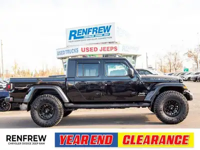 Loaded Gladiator Overland with factory trailer tow package, Alpine Sound system, Keyless proximity e...