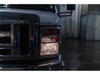 **ACCIDENT FREE - MECHANICALLY CERTIFIED** 40,059 KM This 2008 Ford E-450 XLT 24 Passenger Bus is po... (image 5)