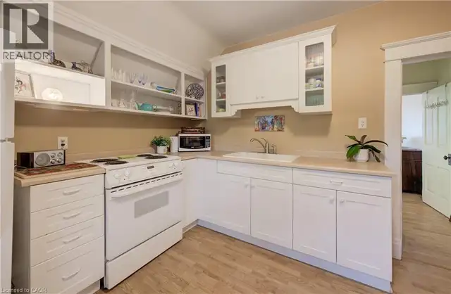 46 ELLEN Street W Kitchener, Ontario in Houses for Sale in Kitchener / Waterloo - Image 26