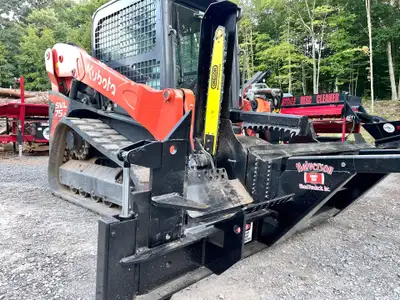 Brand New ! Instock Unit ! Full 1 Year Warranty Included Skid Steer Quick Attach Mounting 22" Log Di...