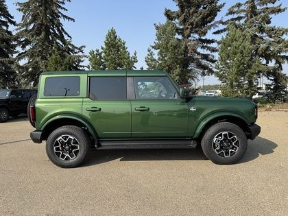 2025 Ford Bronco OUTER BANKS - 4DR~MID w/PAINTED HARD TOP & TOW  in Cars & Trucks in Edmonton - Image 2