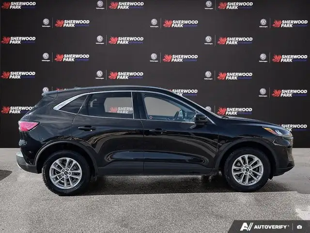 2021 Ford Escape SE | AWD | HEATED SEATS & STEERING | CARPLAY in Cars & Trucks in Edmonton - Image 8