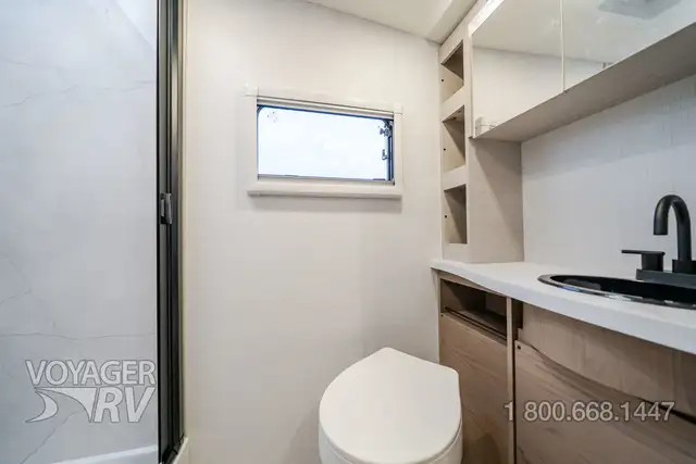 2026 Grand Design Serenova 150HL in Travel Trailers & Campers in Kelowna - Image 13
