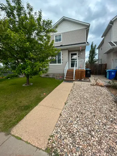 Detached Single House Timberlea Rent