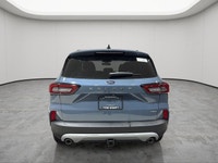 POWER OPEN/CLOSE PANORAMIC VISTA ROOF, NAVIGATION SYSTEM, HEATED STEERING WHEEL, ADAPTIVE CRUISE CON... (image 3)
