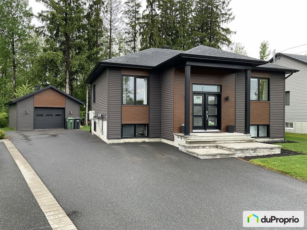 $568,500 - Bungalow for sale in Drummondville (Drummondville) — photo 1