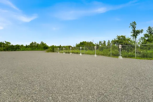 Smiths Falls Outdoor Vehicle Storage — 25% OFF Annual Storage in Storage & Parking for Rent in Ottawa - Image 5